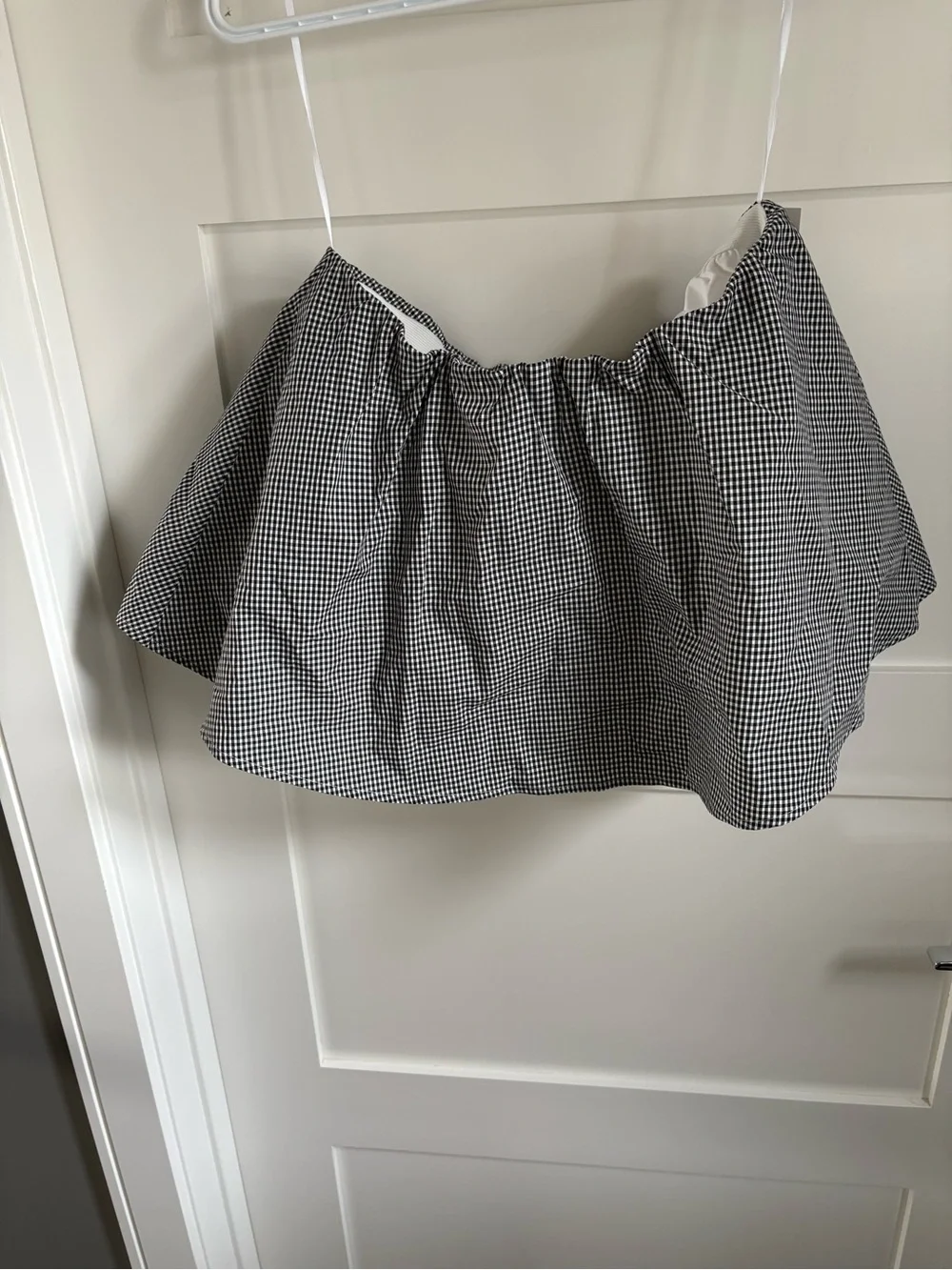 Aritzia Eckerd Black & White Gingham Strapless Top - Picture 4 of 7